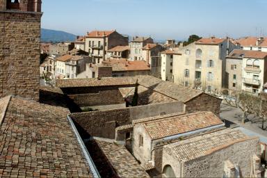 Vue d'ensemble prise depuis la tour du chevet.