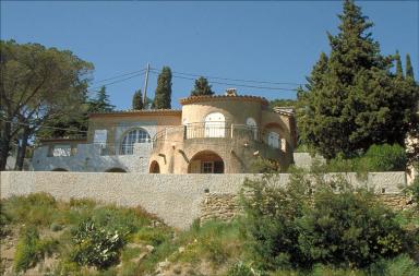 Vue de la façade est.