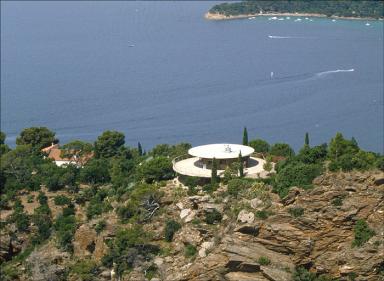 Vue aérienne depuis l'est.