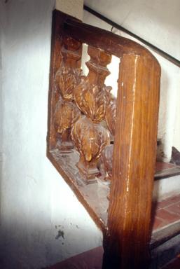 Maison, 4 rue de la Trinité (M2 1317) : balustrade de l'escalier (palier du 2e étage).