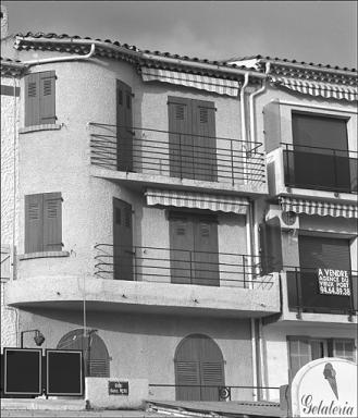 Vue partielle de la façade sud.