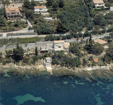 vue arienne de la faade sud depuis le sud.