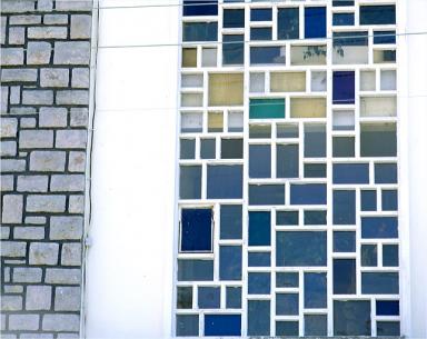Détail de la verrière de la cage d'escalier sur la façade nord.