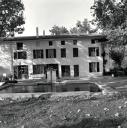 Maison de matre, faade sud.
