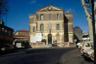 Façade.