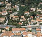 Vue aérienne depuis le sud.