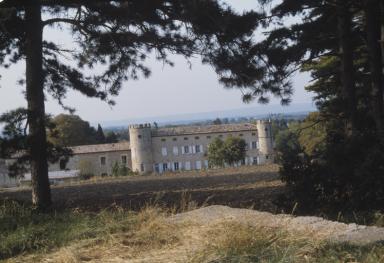 Vue d'ensemble prise du sud.