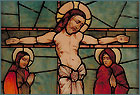 Crucifixion. Peinture sur verre, milieu du XXe siècle ? par Vittini (signé).